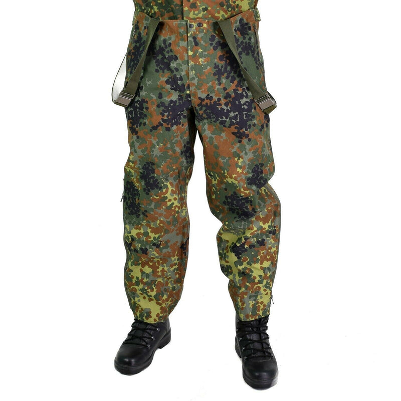 Original tyska armébyxor Goretex Bib N Brace Flecktarn Pants övergripande regn