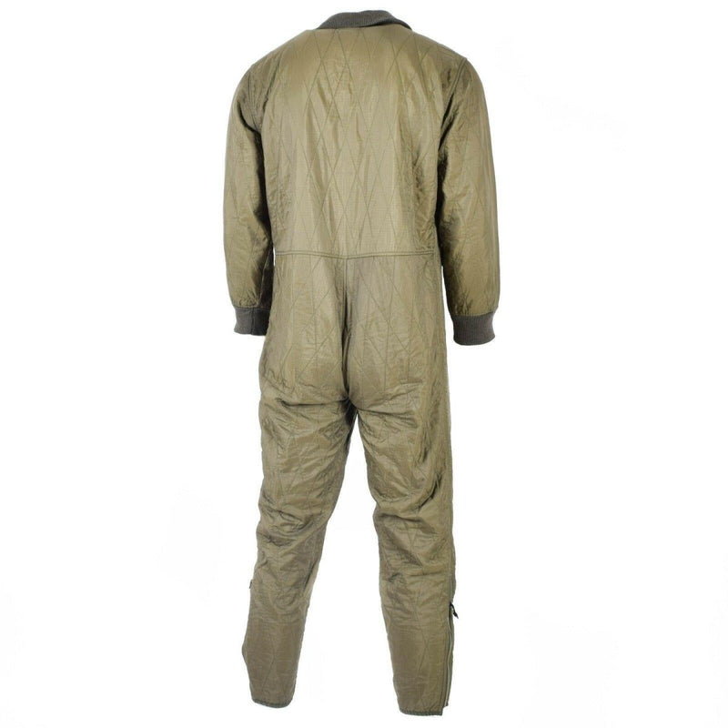 Original tysk militär jumpsuitfoder isolerad kallt väderutrustning oliv