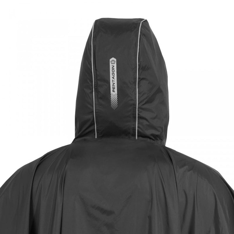 Pentagon Cloudburst Packable Poncho vattentäta andningsbara reflekterande detaljer